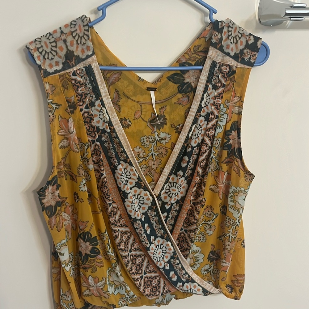 Free people gorgeous boho blouse size S